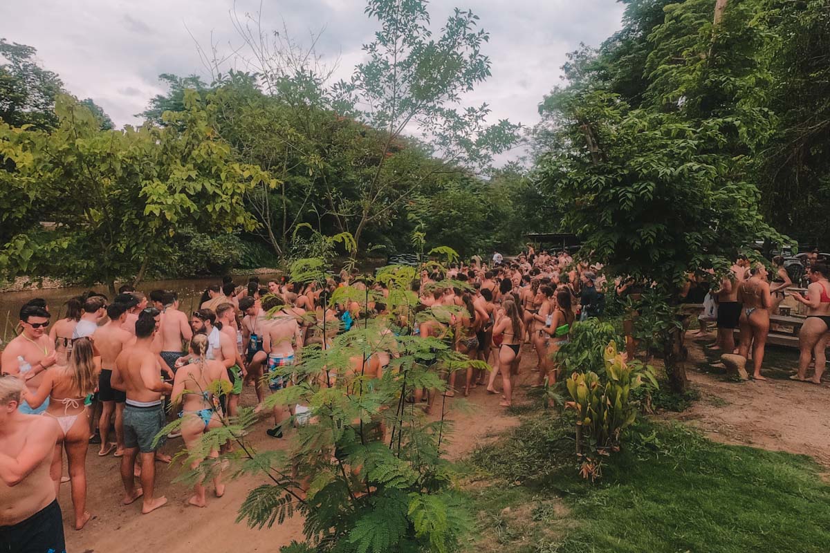 Group of people going tipsy tubing in Pai