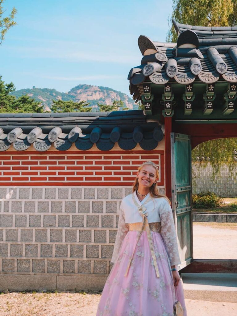 Wearing a Hanbok in Seoul at the Gyeongbokgung Palace