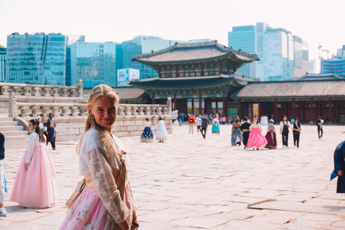 Wearing a Hanbok in Seoul at the Gyeongbokgung Palace