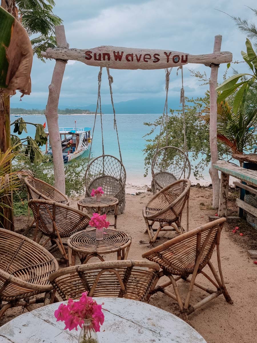 Gili Island cafes