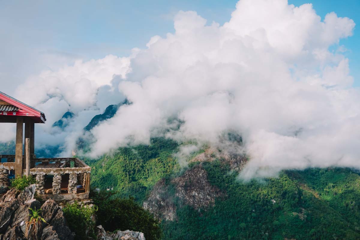 Nong Khiaw Viepoint in the clouds